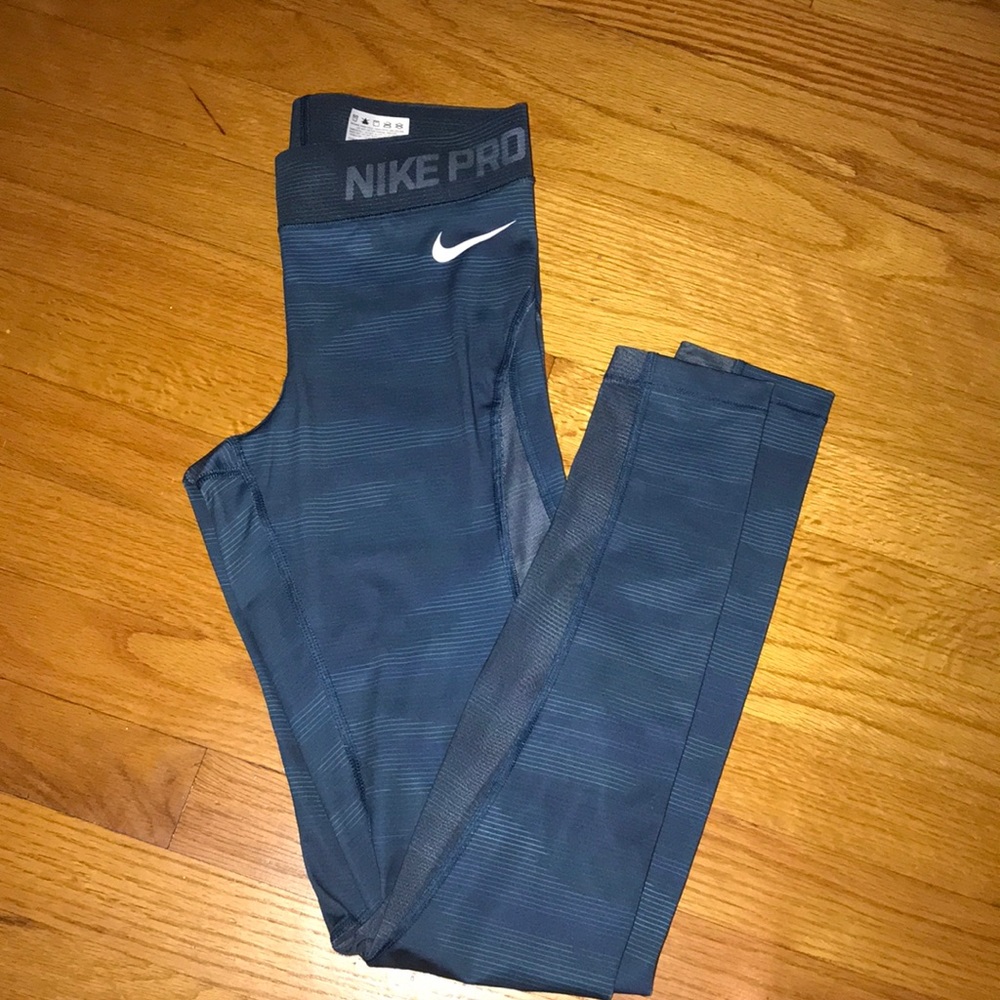 Nike leggings